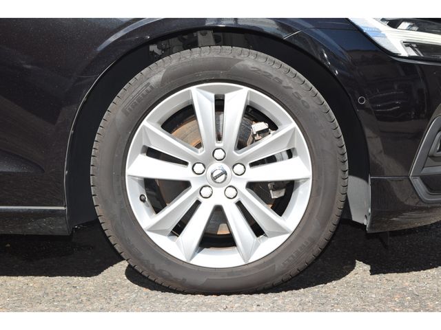 VOLVO VOLVO V60 2019