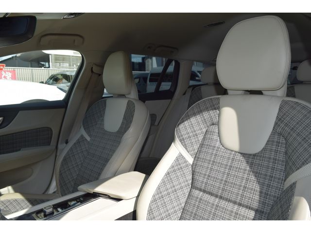 VOLVO VOLVO V60 2019