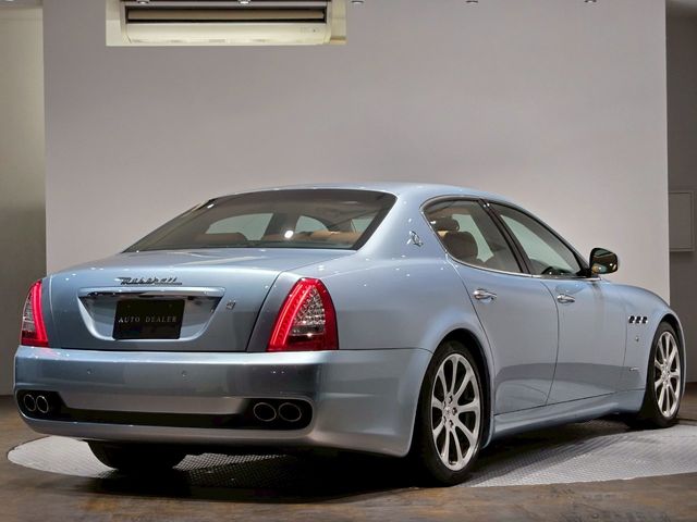MASERATI MASERATI QUATTROPORTE 2011