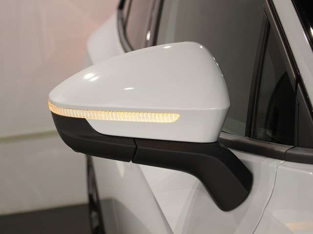 VOLKSWAGEN VOLKSWAGEN ID.4 2025