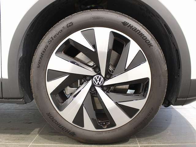 VOLKSWAGEN VOLKSWAGEN ID.4 2025