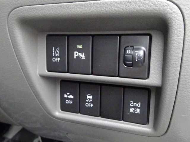 NISSAN NV100 CLIPPER 2021