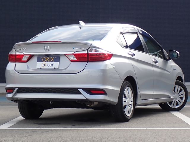 HONDA GRACE HYBRID 2020