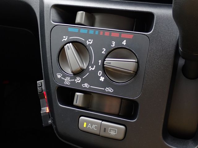 DAIHATSU MIRA e:S 2018