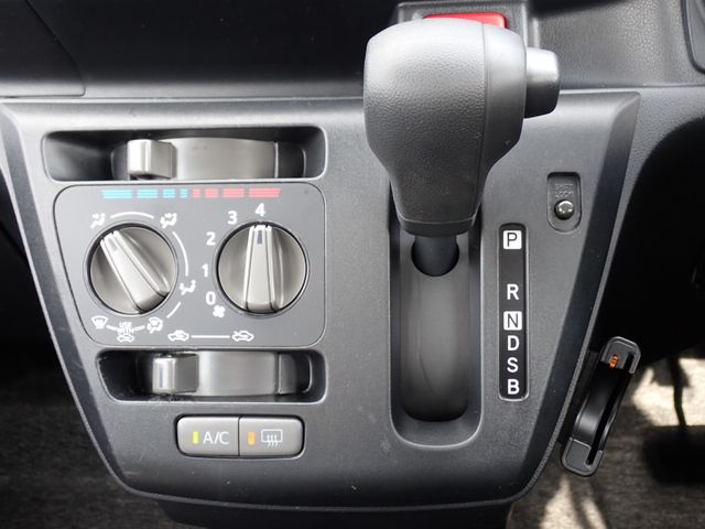 DAIHATSU MIRA e:S 2019