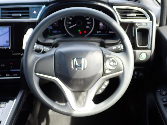 HONDA SHUTTLE HYBRID 2022