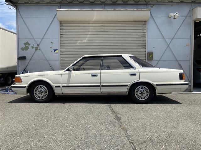 NISSAN CEDRIC hardtop 1985