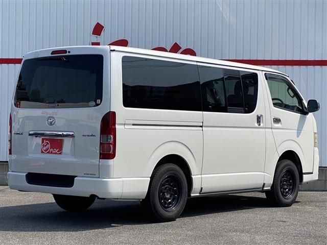 TOYOTA HIACE van 4WD 2012