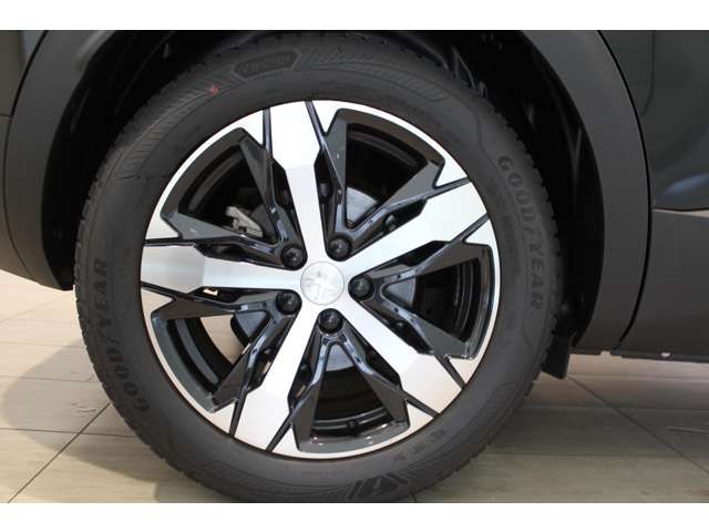 PEUGEOT PEUGEOT 3008 2024