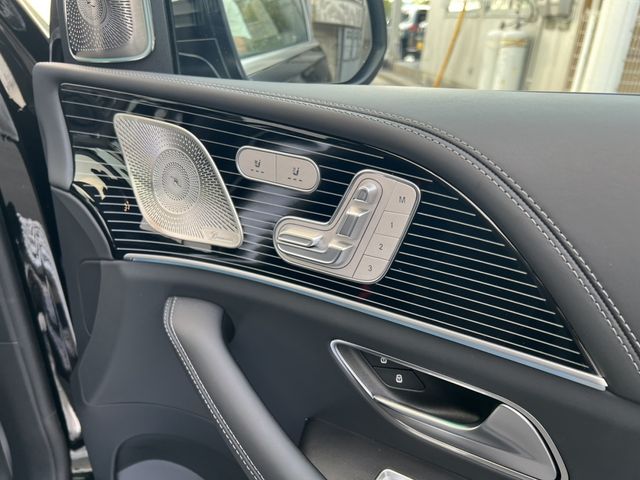 MERCEDES BENZ MERCEDES Maybach GLS class 2023