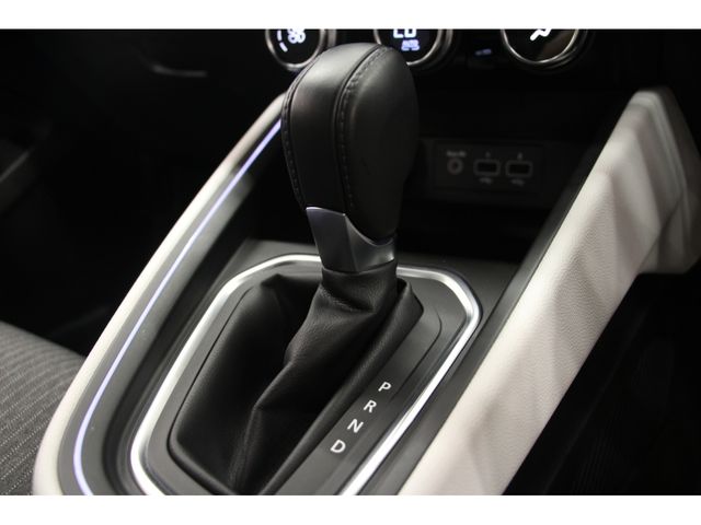 RENAULT RENAULT LUTECIA 2022