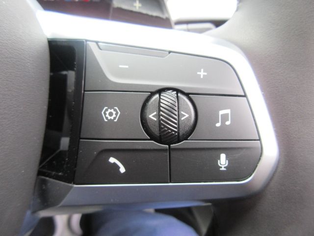 BMW BMW 1series 2025