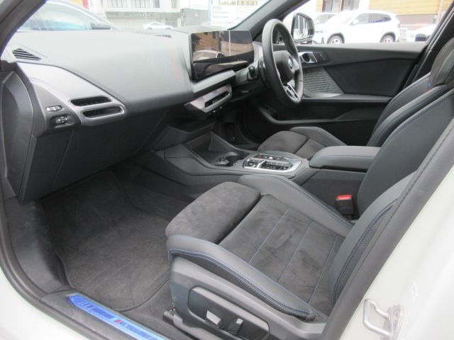 BMW BMW 1series 2025