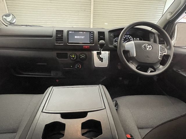 TOYOTA HIACE van 1.25t 2WD 2020