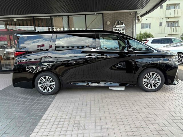 TOYOTA ALPHARD 2025