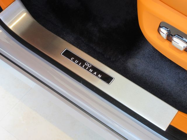 ROLLS-ROYCE ROLLS-ROYCE Cullinan 2025