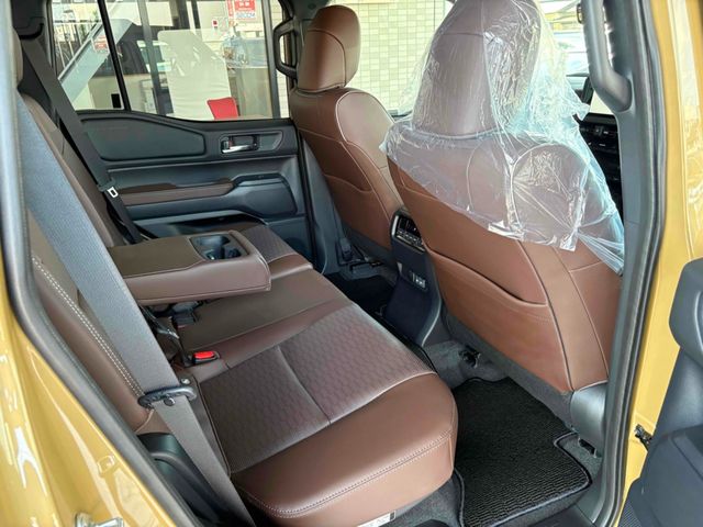 TOYOTA LANDCRUISER 250 2024