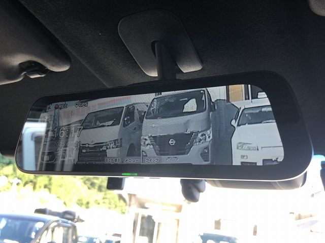 HONDA N BOX CUSTOM 2022