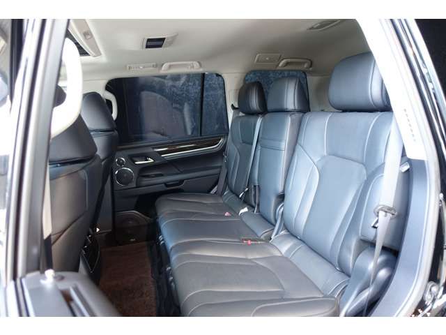 TOYOTA LEXUS LX570 AWD 2016