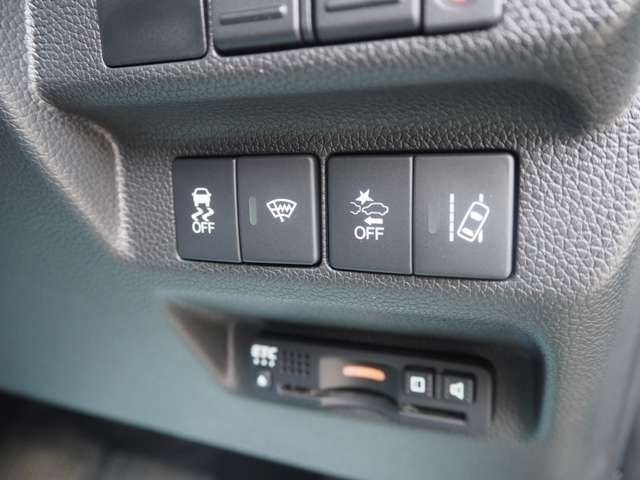 HONDA FREED HYBRID 4WD 2020