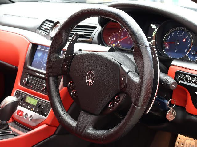 MASERATI MASERATI GRANTURISMO 2014