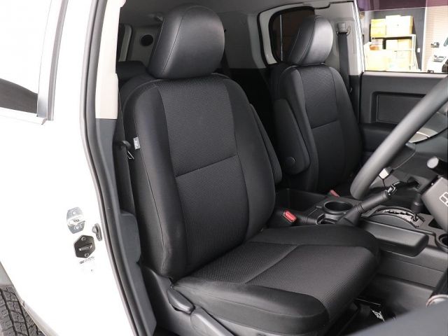 TOYOTA FJ CRUISER 4WD 2016