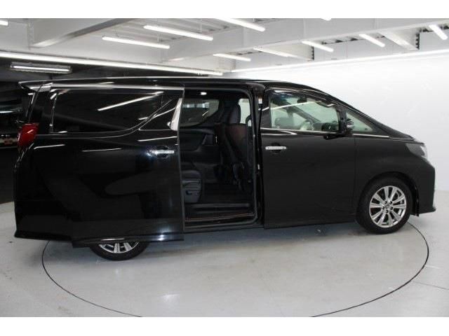 TOYOTA ALPHARD 2017