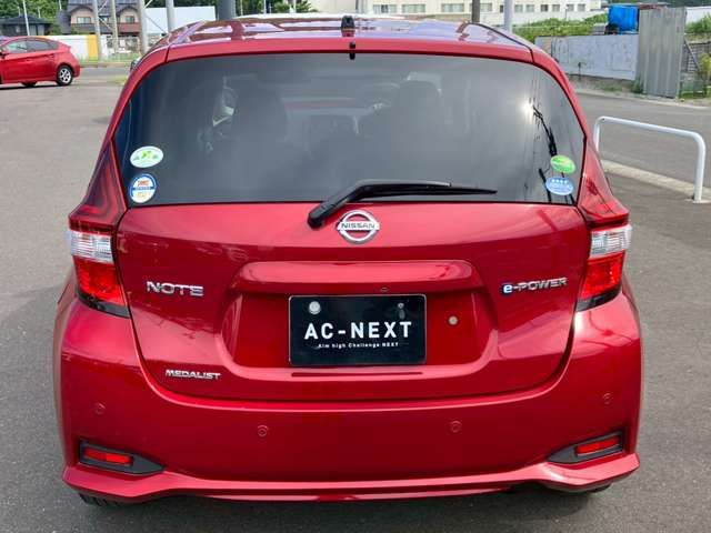 NISSAN NOTE 4WD 2018