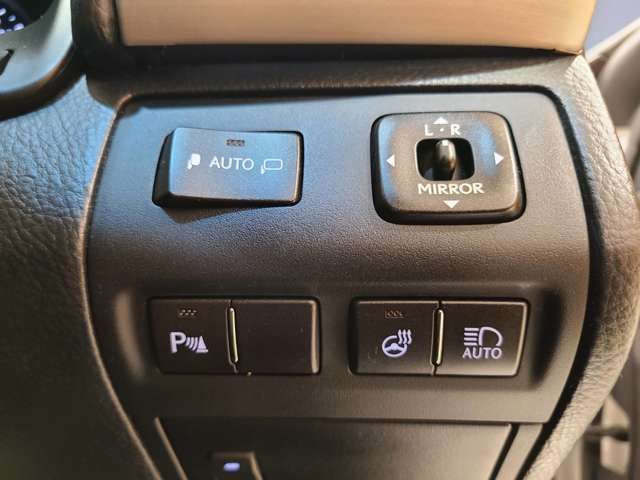 TOYOTA LEXUS LS460 2012