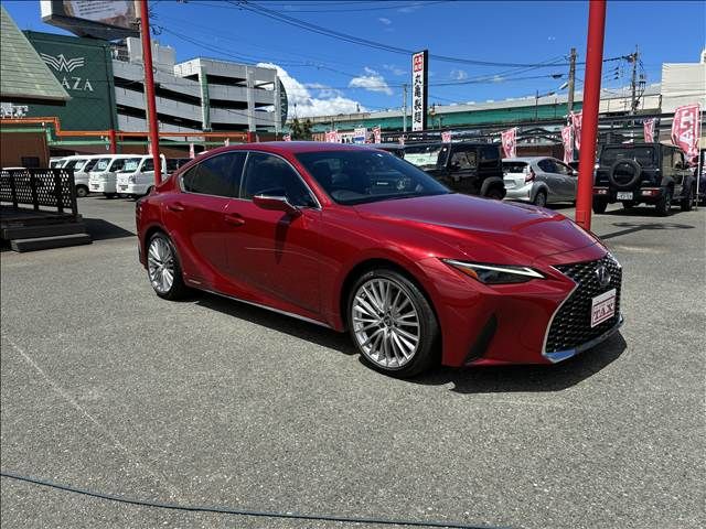 TOYOTA LEXUS IS300h 2022
