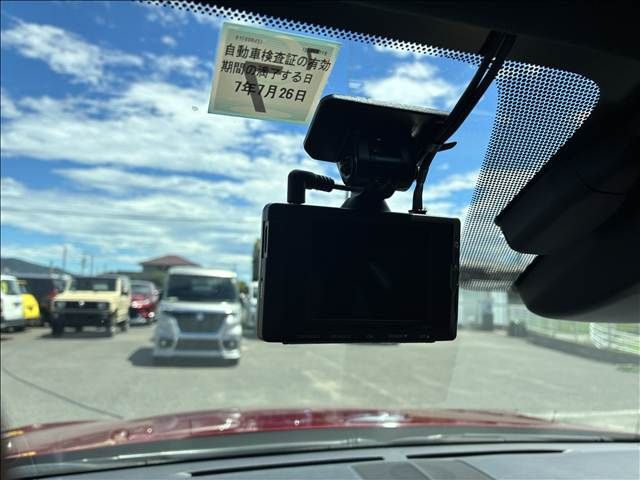 TOYOTA LEXUS IS300h 2022