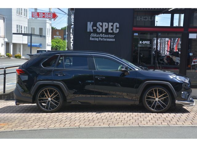 TOYOTA RAV4 2WD 2021