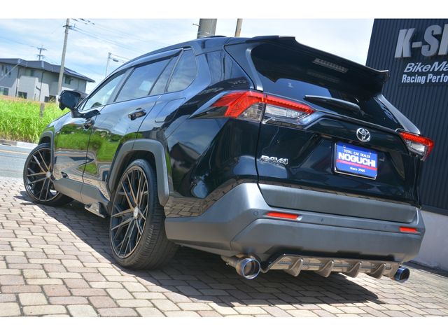 TOYOTA RAV4 2WD 2021