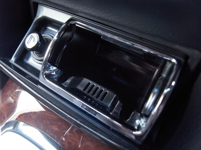 NISSAN PRESIDENT 2005