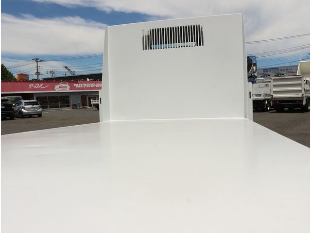 MITSUBISHI CANTER 2016