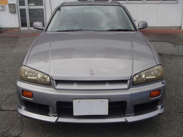 NISSAN SKYLINE 1999