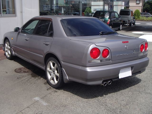 NISSAN SKYLINE 1999