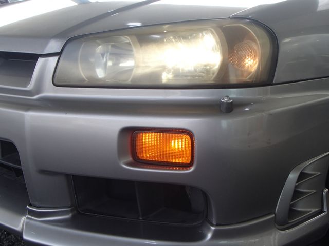 NISSAN SKYLINE 1999