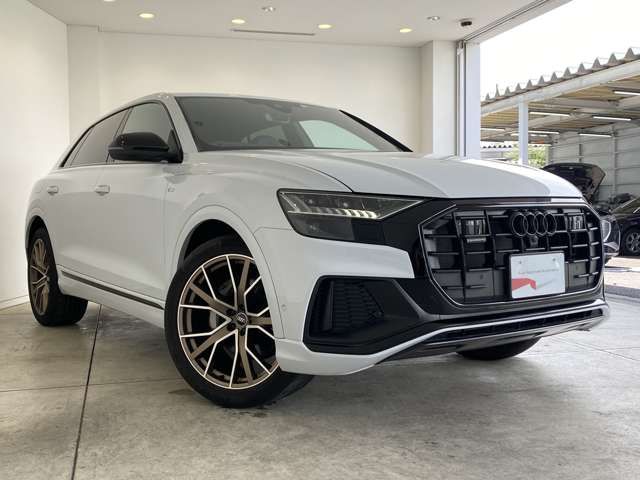 AUDI AUDI Q8 2024