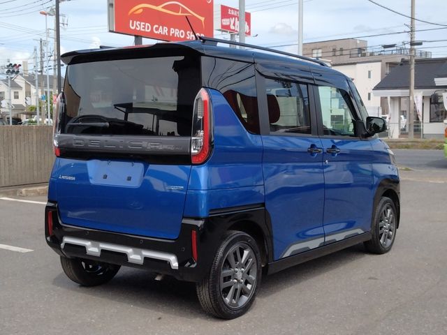 MITSUBISHI DELICA MINI 2024