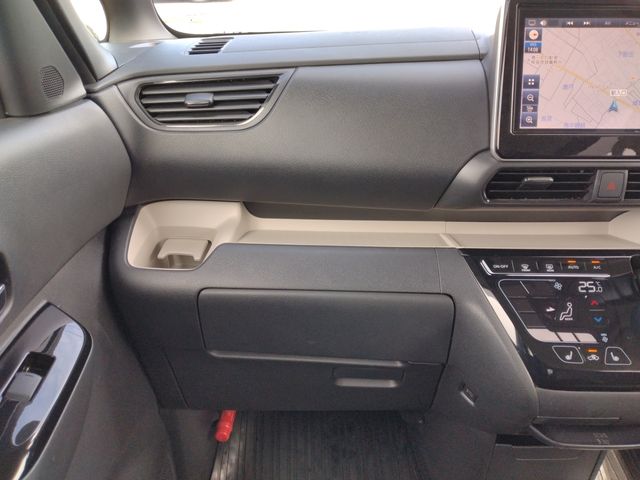 MITSUBISHI DELICA MINI 2024