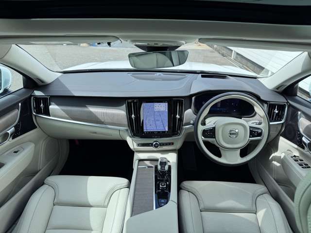 VOLVO VOLVO V90 2023