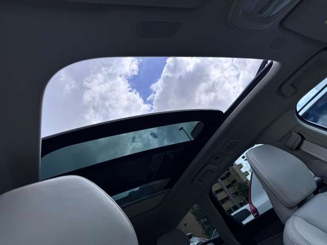 VOLVO VOLVO V90 2023