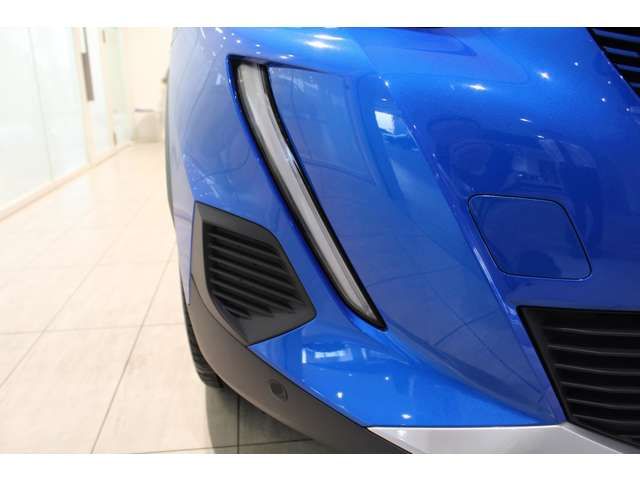 PEUGEOT PEUGEOT e-2008 2024