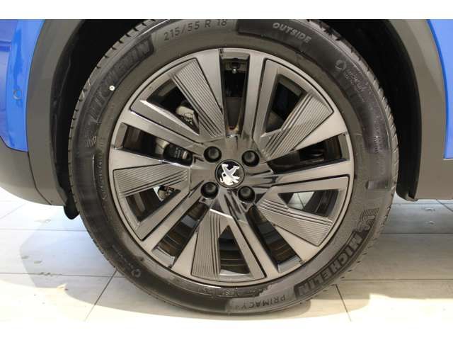 PEUGEOT PEUGEOT e-2008 2024