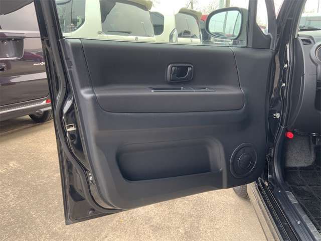 MITSUBISHI TOPPO 4WD 2012