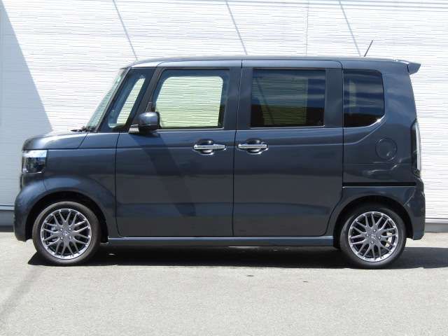 HONDA N BOX CUSTOM 2024