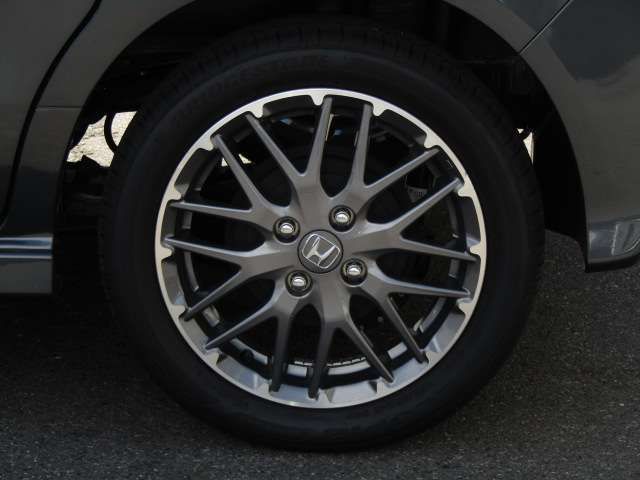 HONDA N BOX CUSTOM 2024