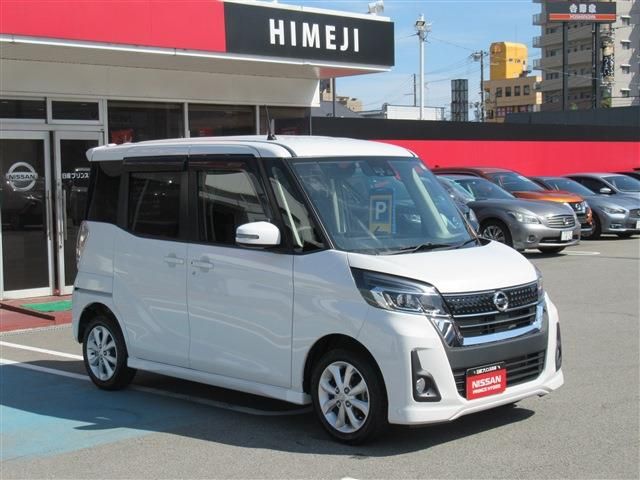 NISSAN DAYZ ROOX 2017