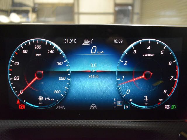 MERCEDES BENZ MERCEDES BENZ CLA class 2019